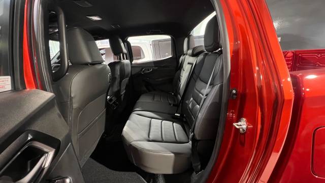 2025 Isuzu D-max 1.9 V-Cross Double Cab 4x4 Auto