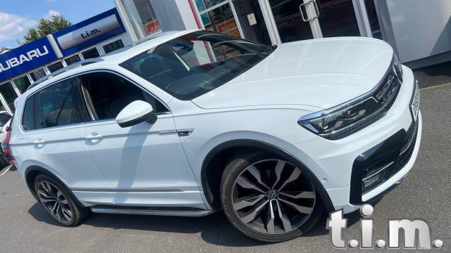 Volkswagen Tiguan 2.0 TDI R-Line Tech DSG Euro 6 (s/s) 5dr SUV Diesel White