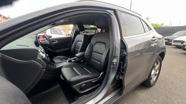 2019 Mercedes-Benz GLA 1.6 GLA200 Sport (Executive) 7G-DCT Euro 6 (s/s) 5dr